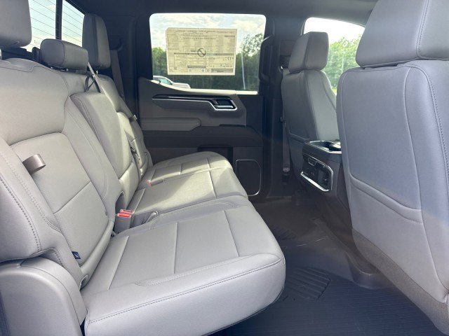 New 2026 Chevrolet Silverado 1500 LTZ w/ LTZ Premium Package AWD/4WD image 15