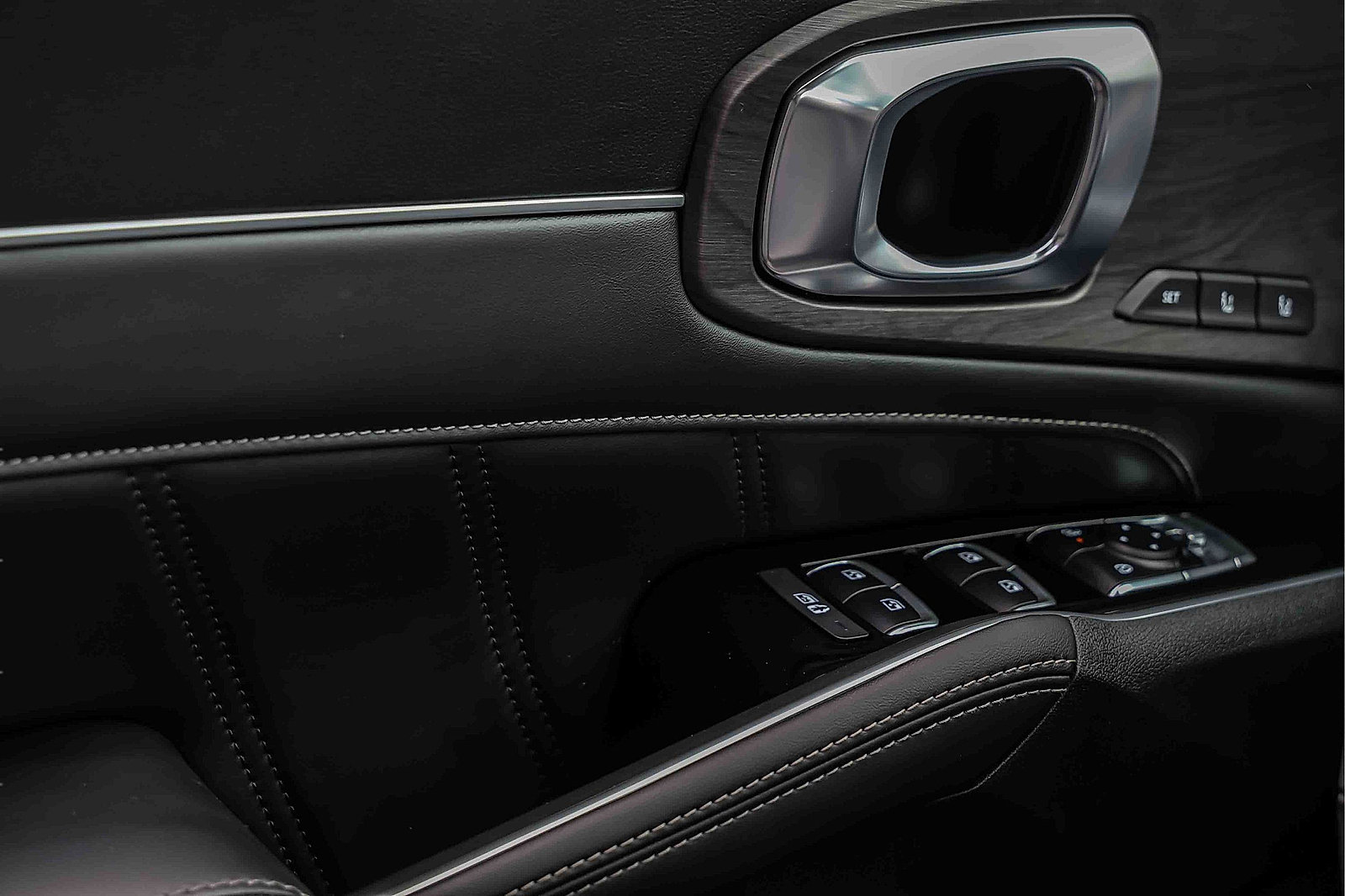 Certified 2026 Kia Sorento SX Prestige AWD/4WD image 24