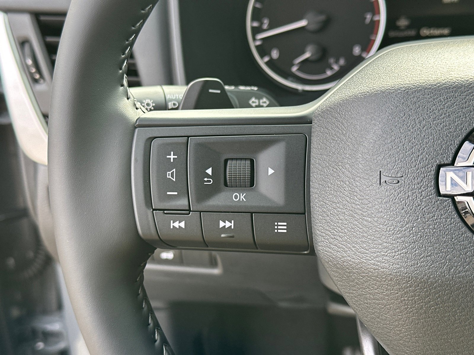 New 2026 Nissan Rogue SV image 26