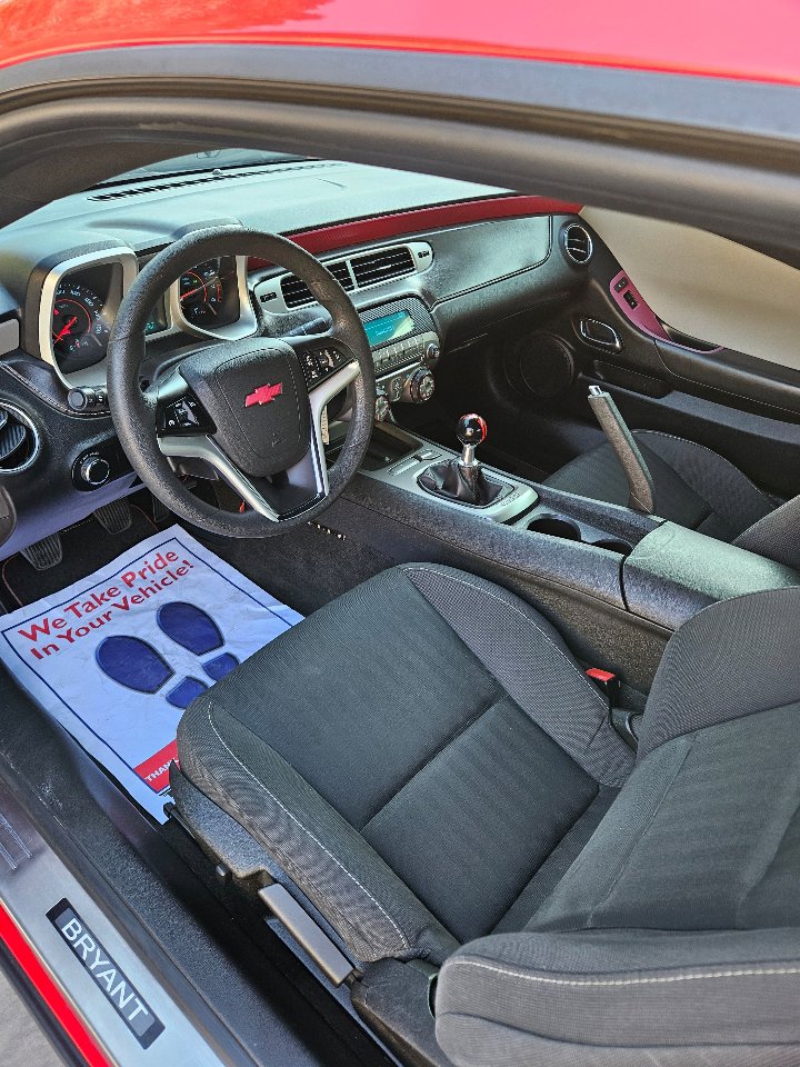 Used 2012 Chevrolet Camaro LS image 7
