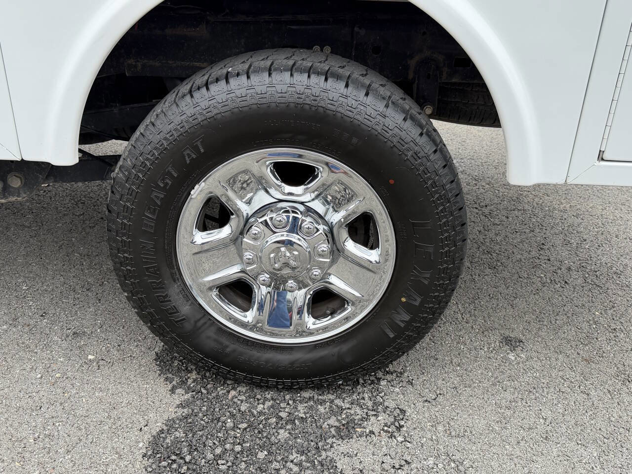 Used 2022 RAM 2500 Tradesman w/ Chrome Appearance Group image 60