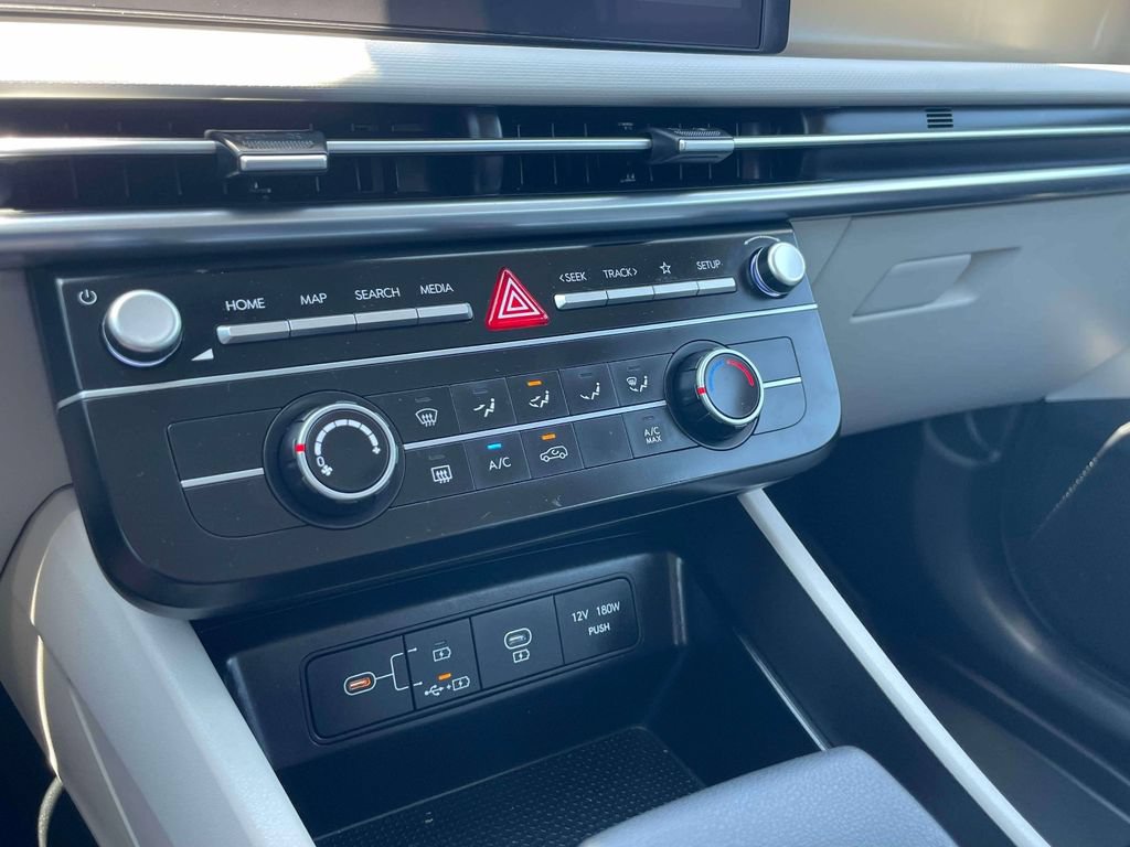 Certified 2025 Hyundai Tucson SE AWD/4WD image 27