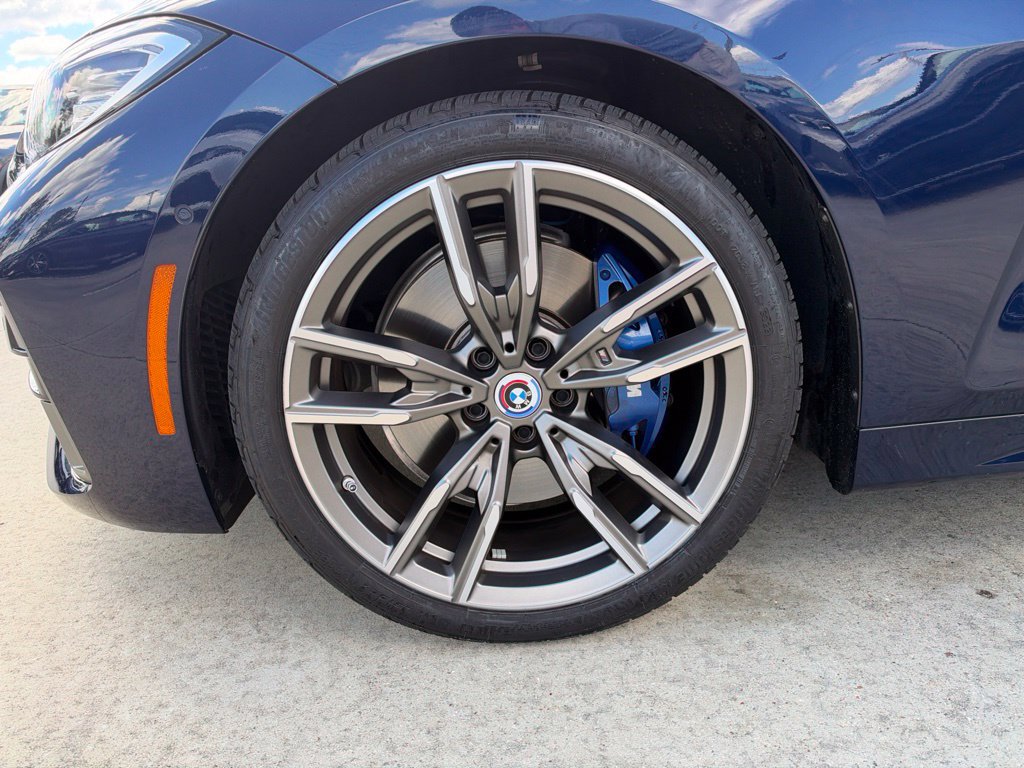Certified 2023 BMW 440i xDrive Coupe w/ Premium Package AWD/4WD image 9