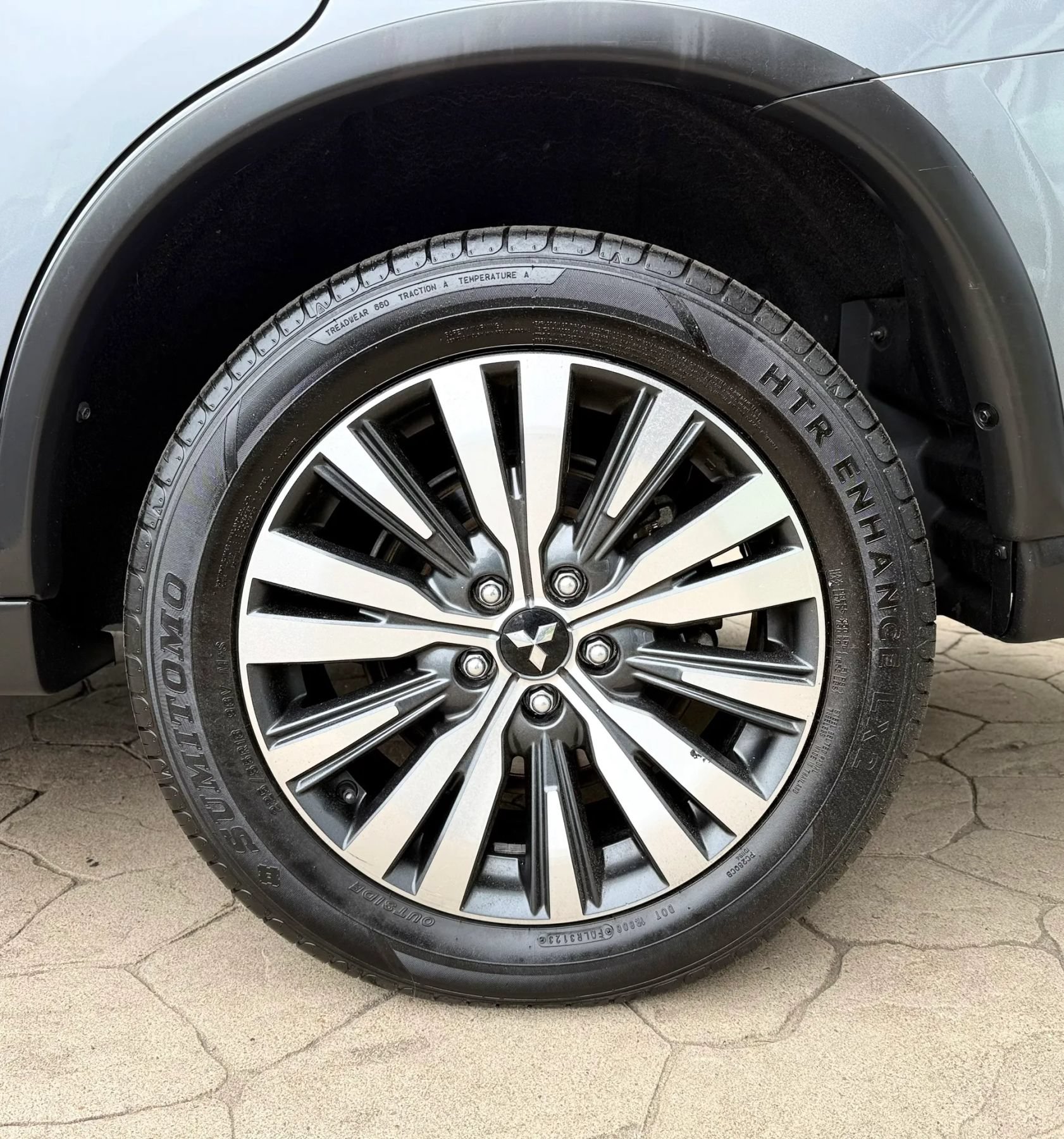 Used 2020 Mitsubishi Outlander ES AWD/4WD image 46