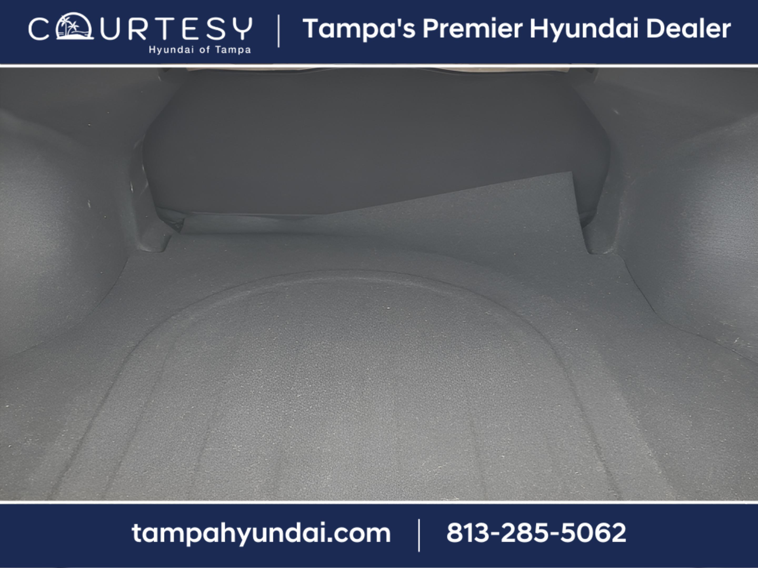 Certified 2024 Hyundai Elantra SEL image 27