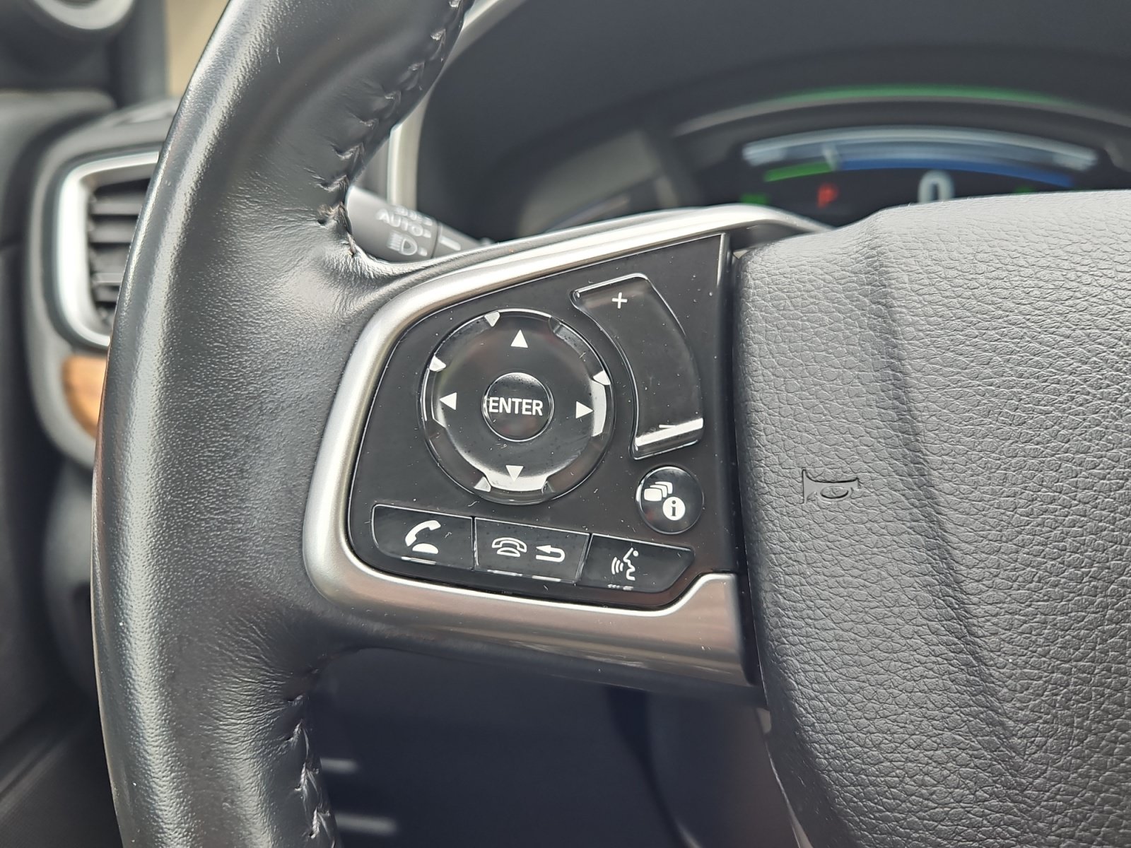 Used 2022 Honda CR-V Touring image 29
