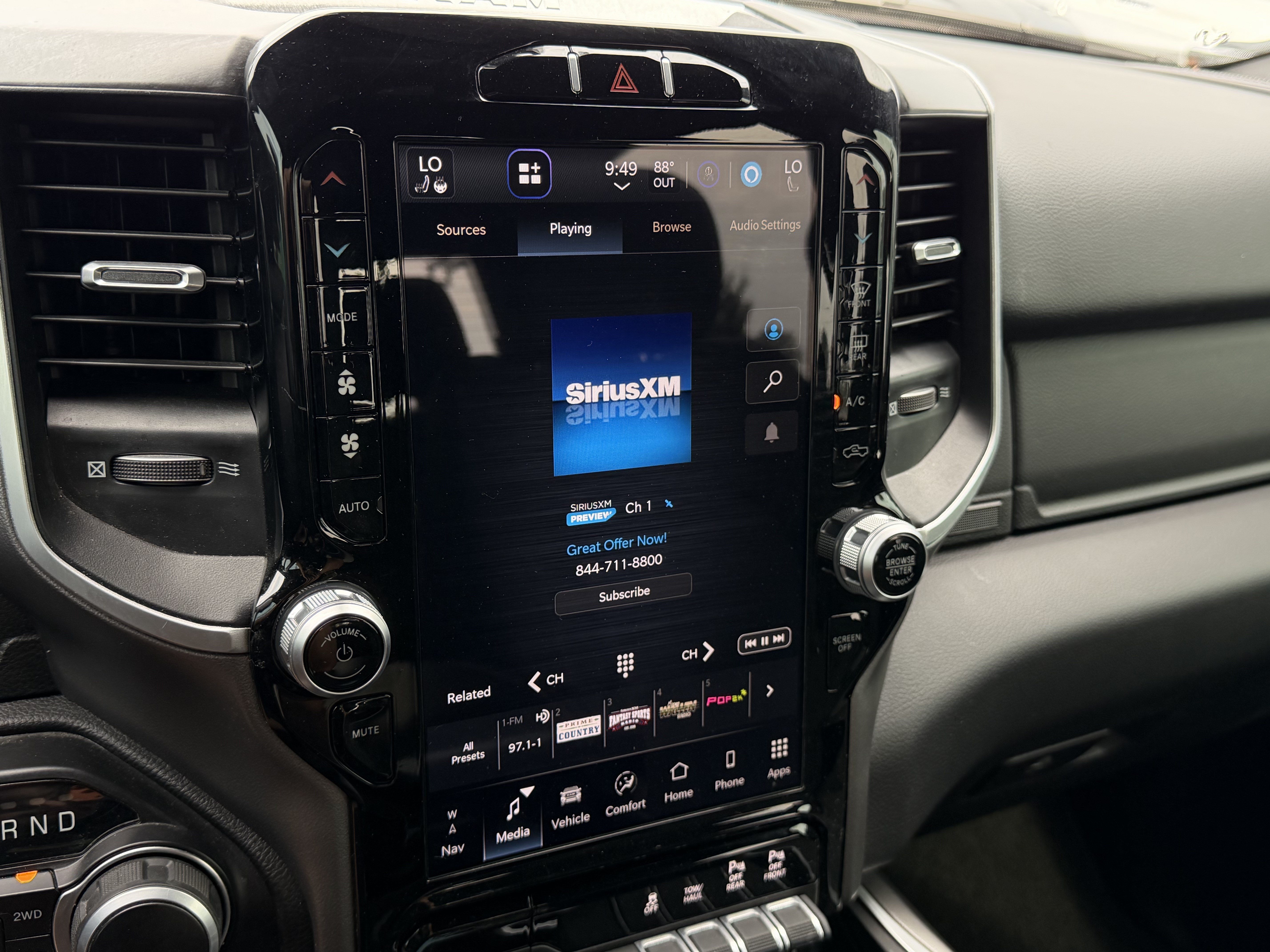 Used 2023 RAM 1500 Big Horn AWD/4WD image 26