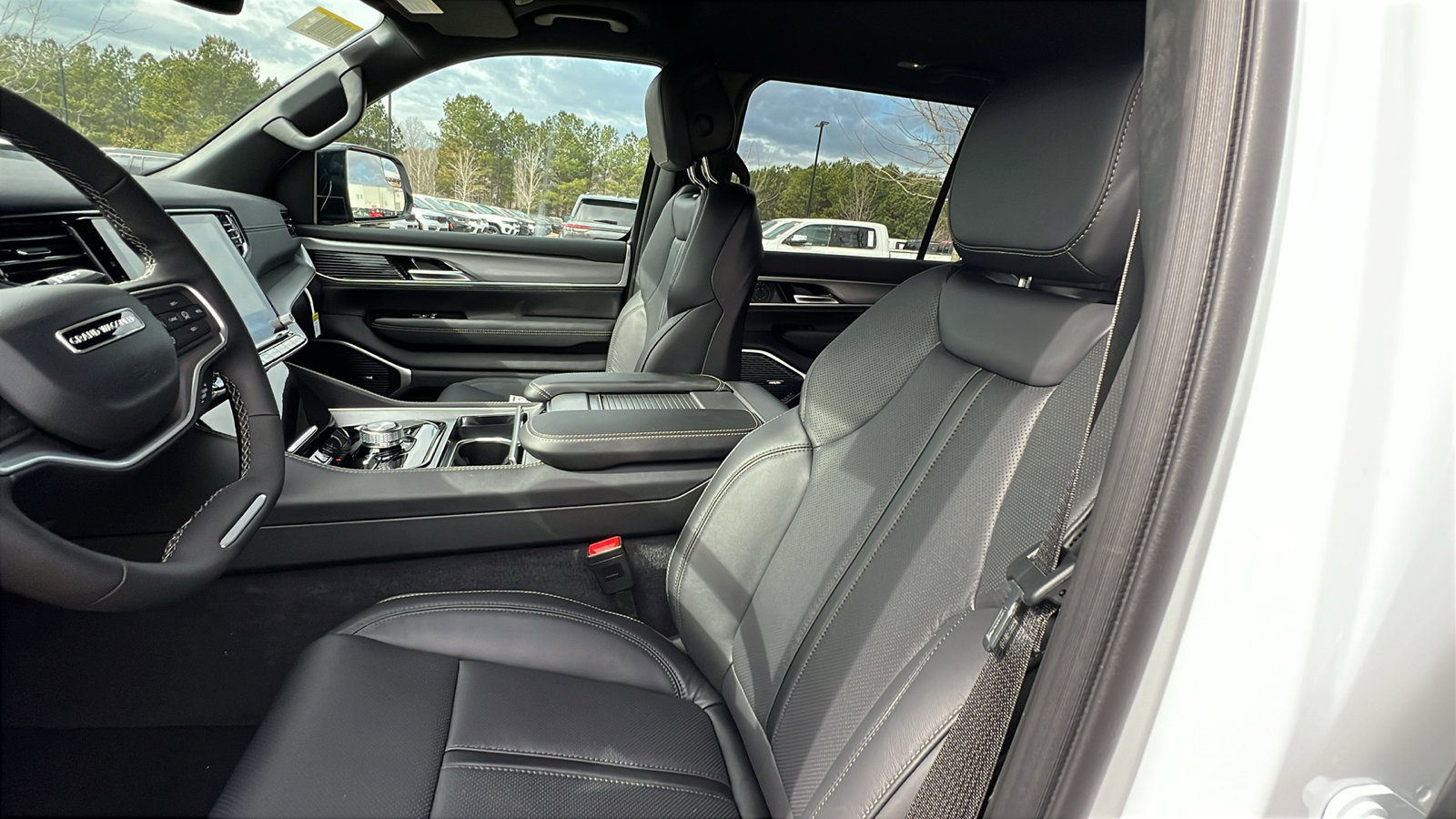 New 2026 Jeep Grand Wagoneer Limited image 17