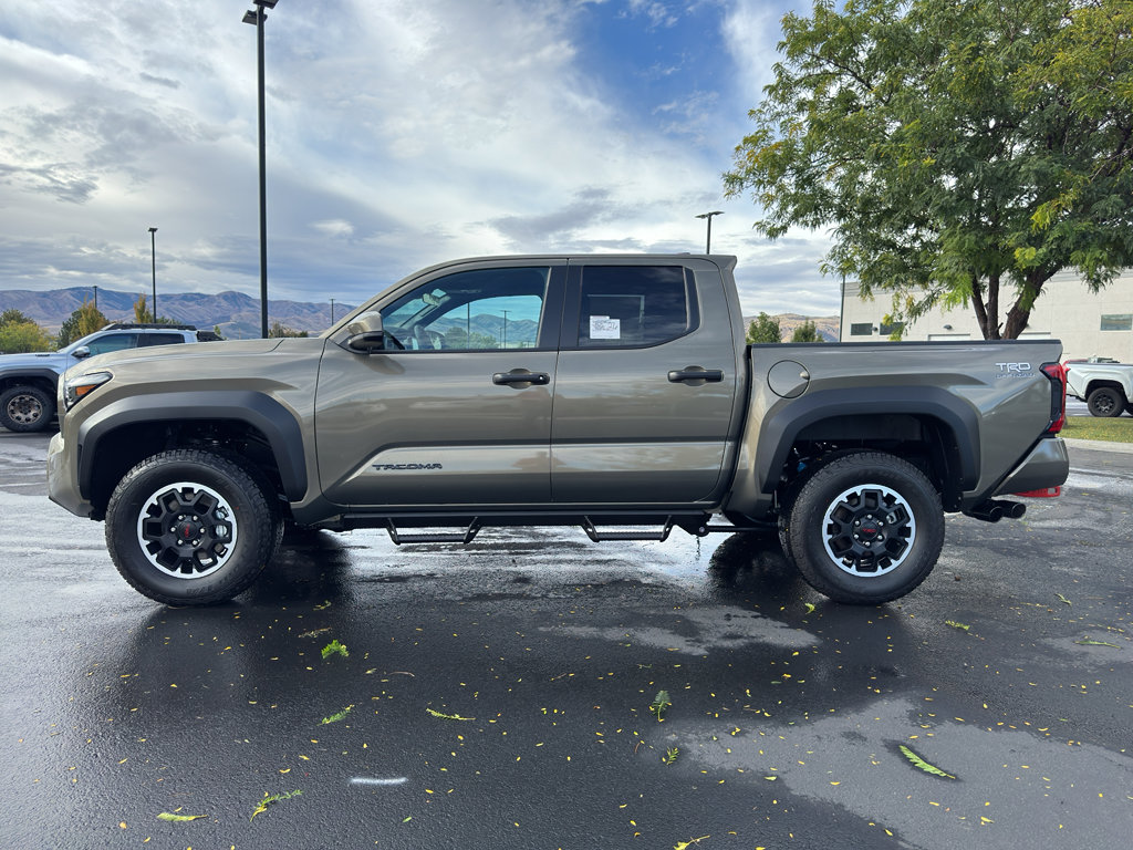New 2025 Toyota Tacoma SR5 image 4