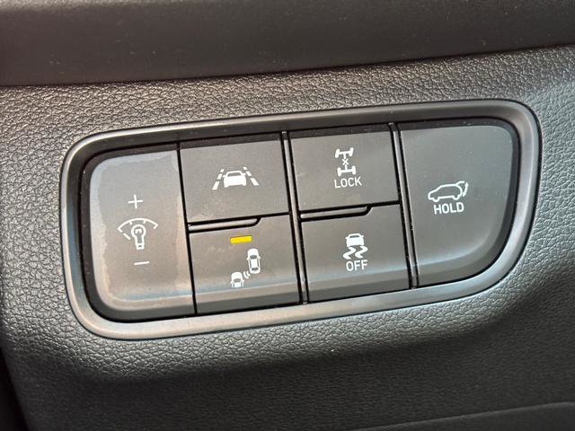 Used 2019 Hyundai Santa Fe Limited image 24