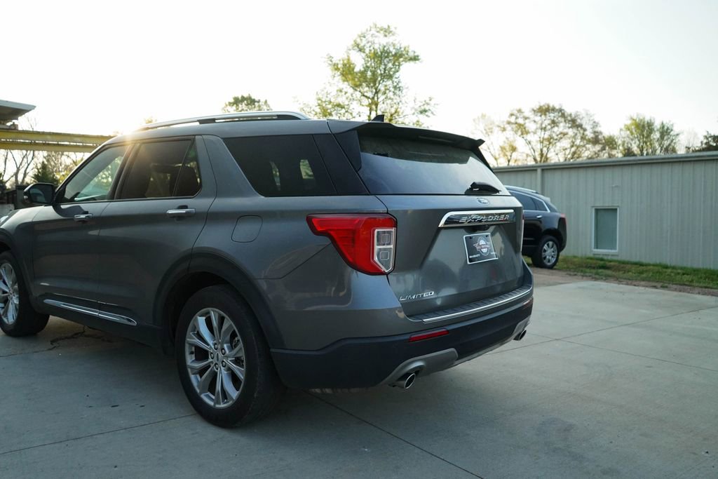 Used 2021 Ford Explorer Limited w/ Equipment Group 301A image 14