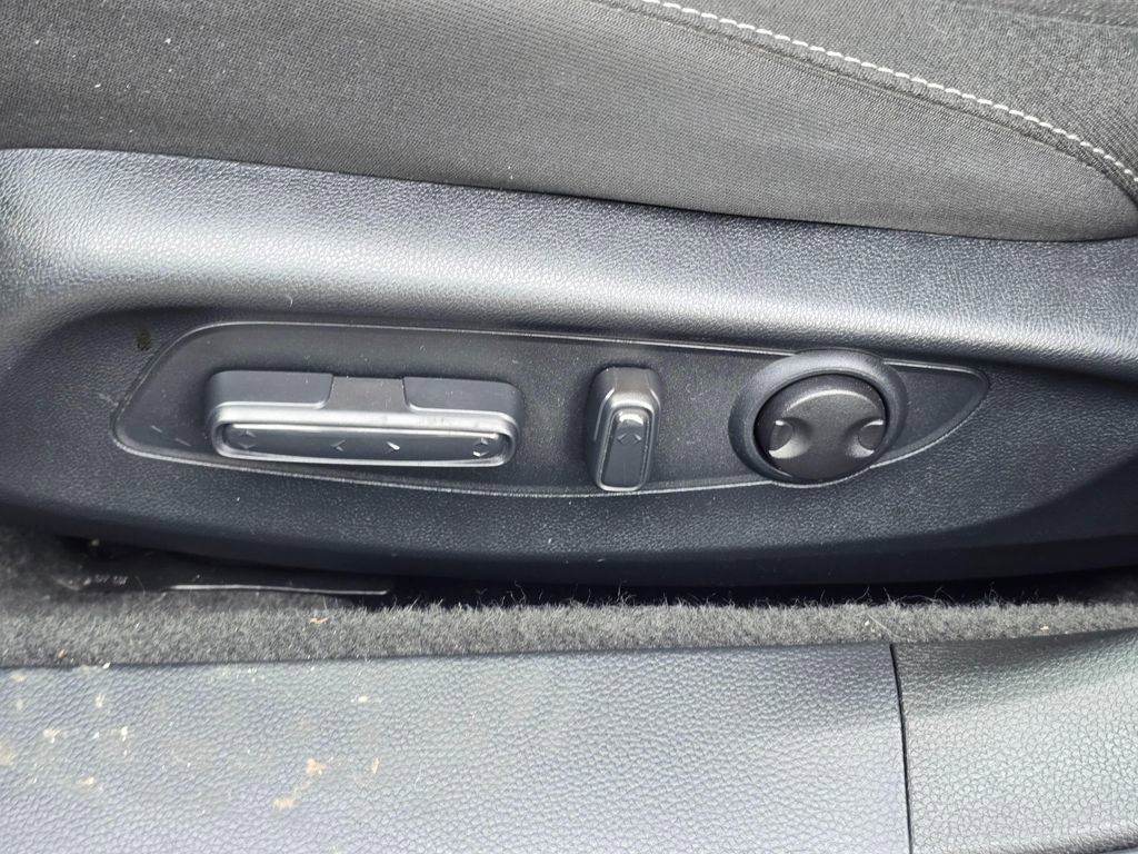 Used 2023 Honda Accord EX image 25