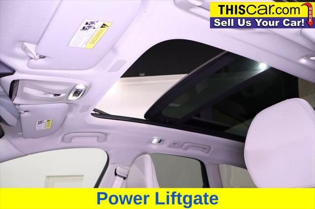 Used 2021 Volvo XC60 T5 Momentum w/ Premium Package FWD image 22