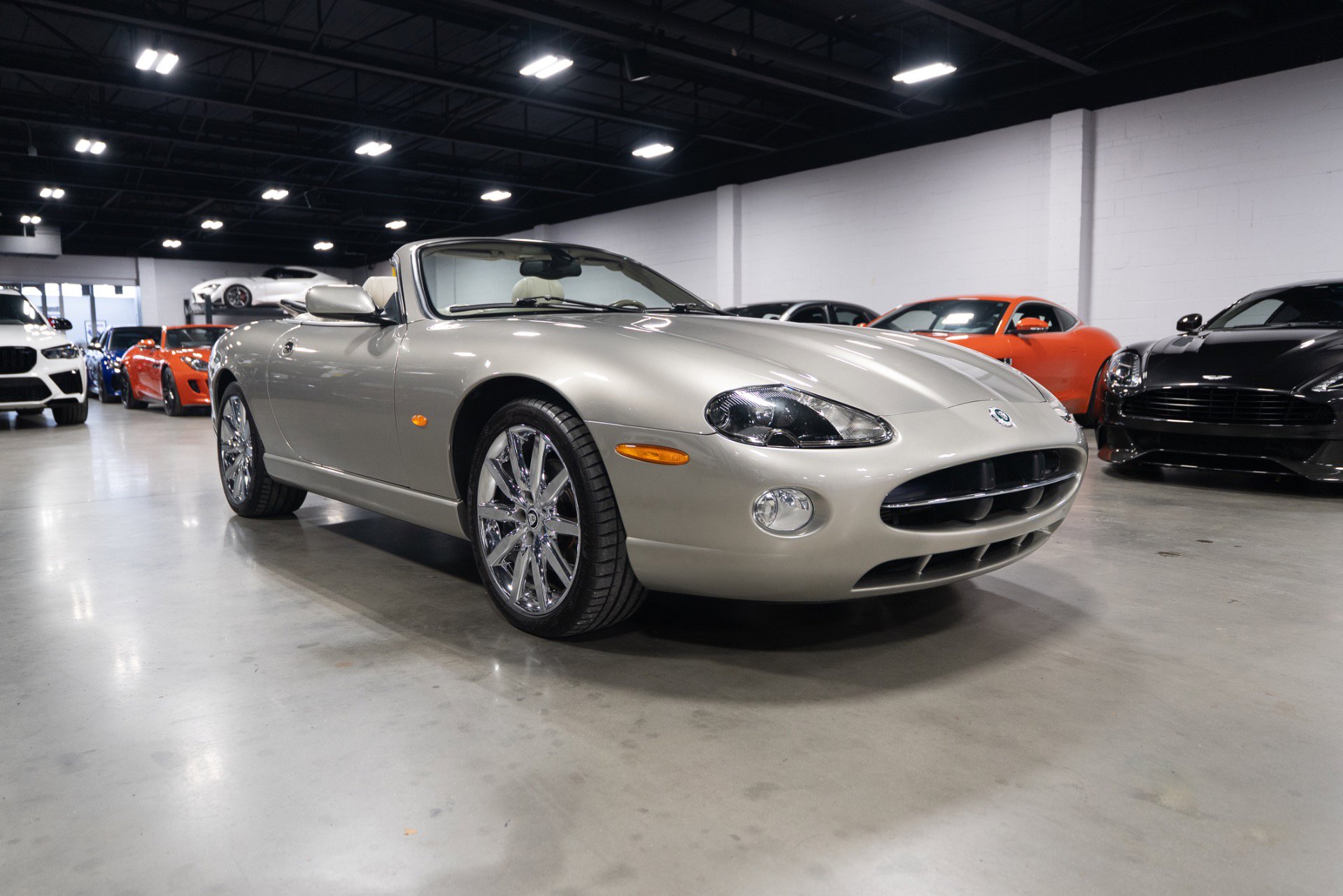 Used 2006 Jaguar XK8 Convertible image 22