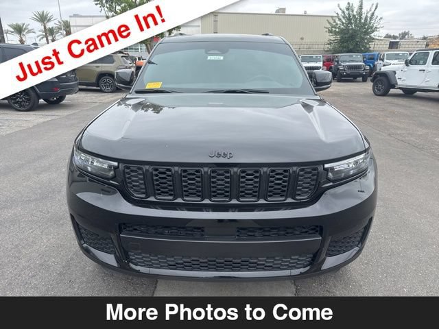 Certified 2023 Jeep Grand Cherokee L Altitude AWD/4WD image 9