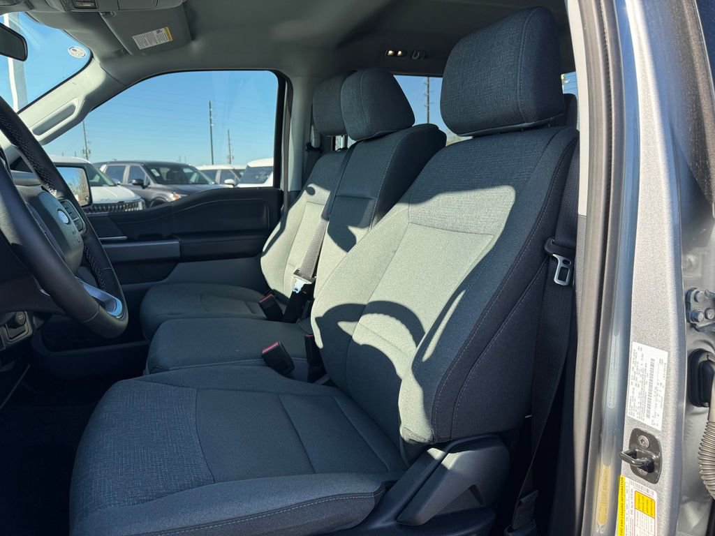 Used 2025 Ford F150 XLT w/ Equipment Group 301A Standard image 11