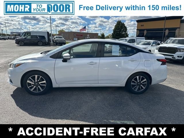 Used 2021 Nissan Versa SV image 4