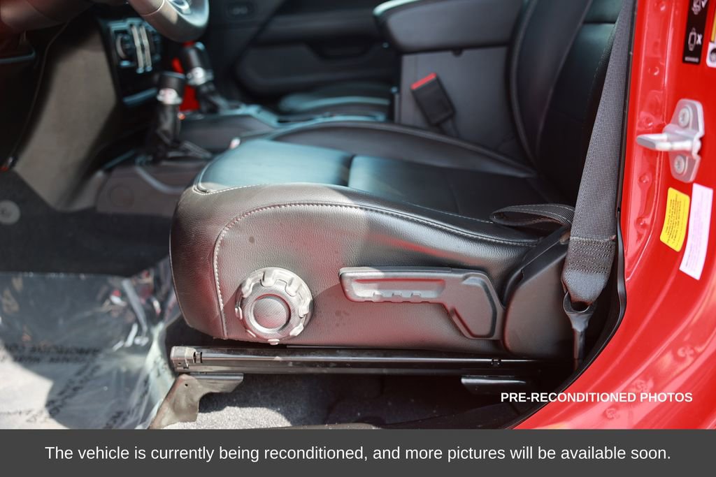 Used 2023 Jeep Wrangler Unlimited Sahara image 22