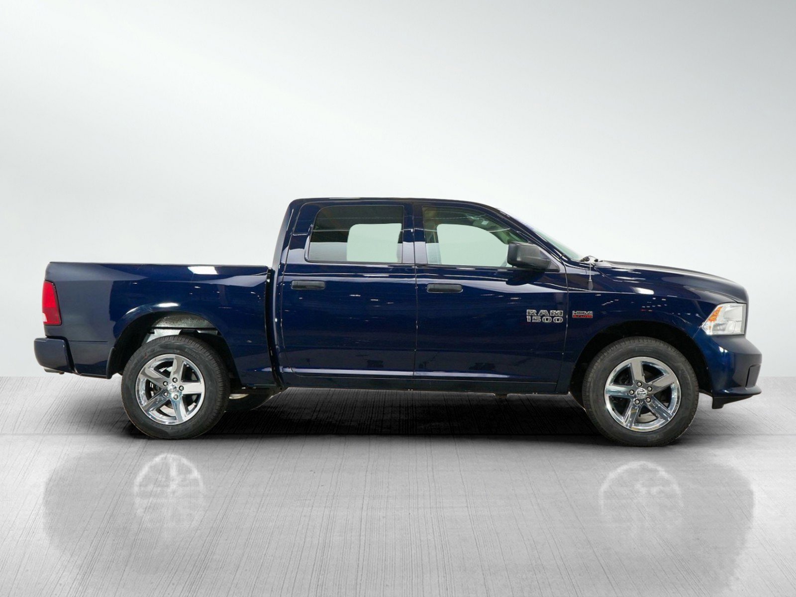 Used 2014 RAM 1500 Express AWD/4WD image 6