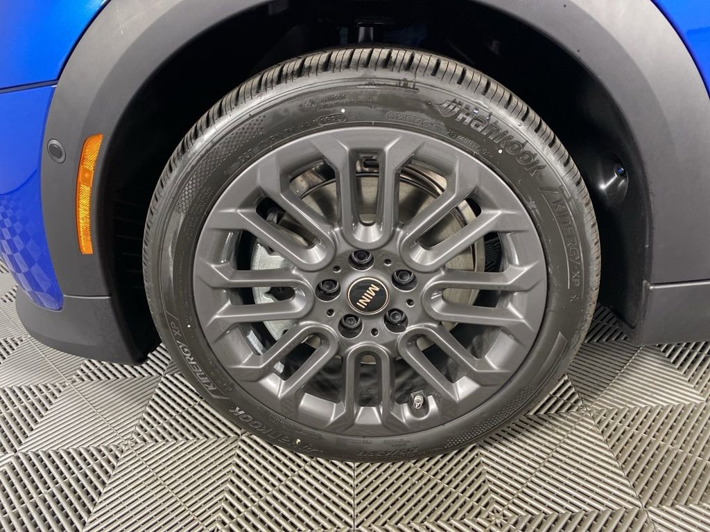 New 2026 MINI Cooper 2-Door Hardtop image 5