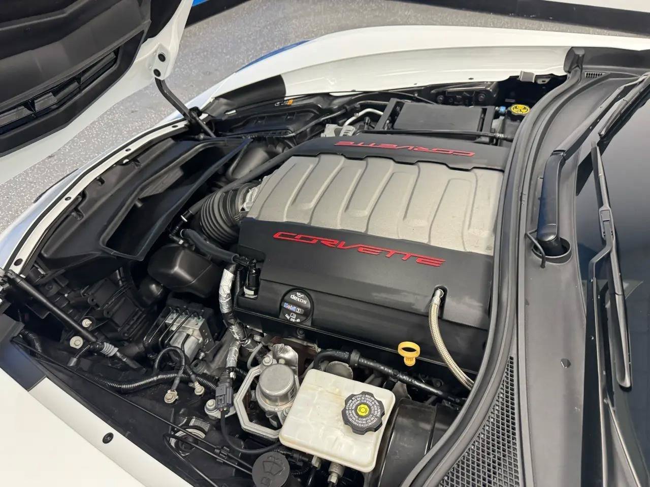 Used 2019 Chevrolet Corvette Stingray Coupe w/ 2LT Preferred Equipment Group RWD image 21