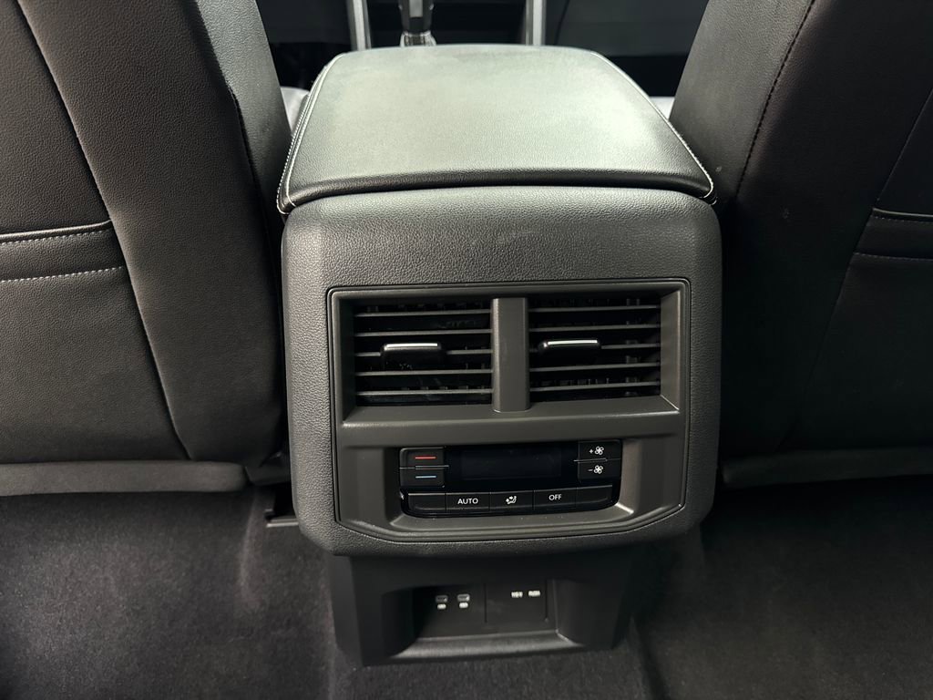 Used 2023 Volkswagen Atlas SEL AWD/4WD image 76