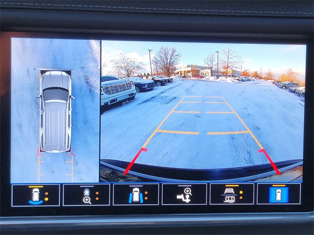 Used 2021 GMC Yukon XL Denali w/ Denali Ultimate Package image 40