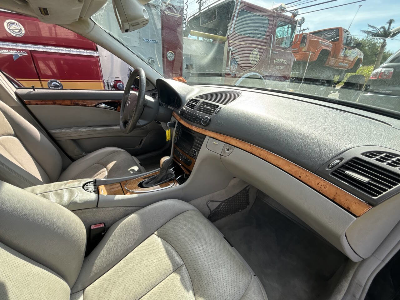Used 2003 Mercedes-Benz E 320 Sedan image 15