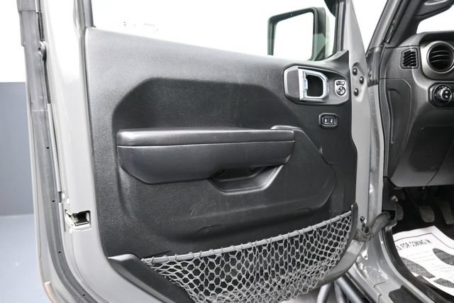 Used 2021 Jeep Gladiator Sport AWD/4WD image 13