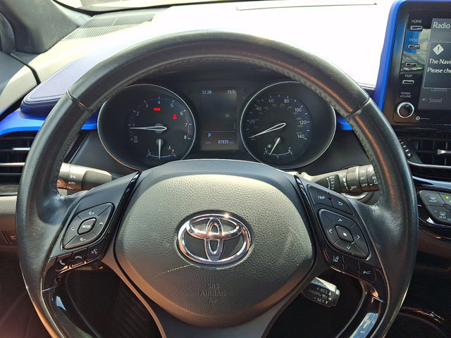 Used 2020 Toyota C-HR XLE FWD image 18