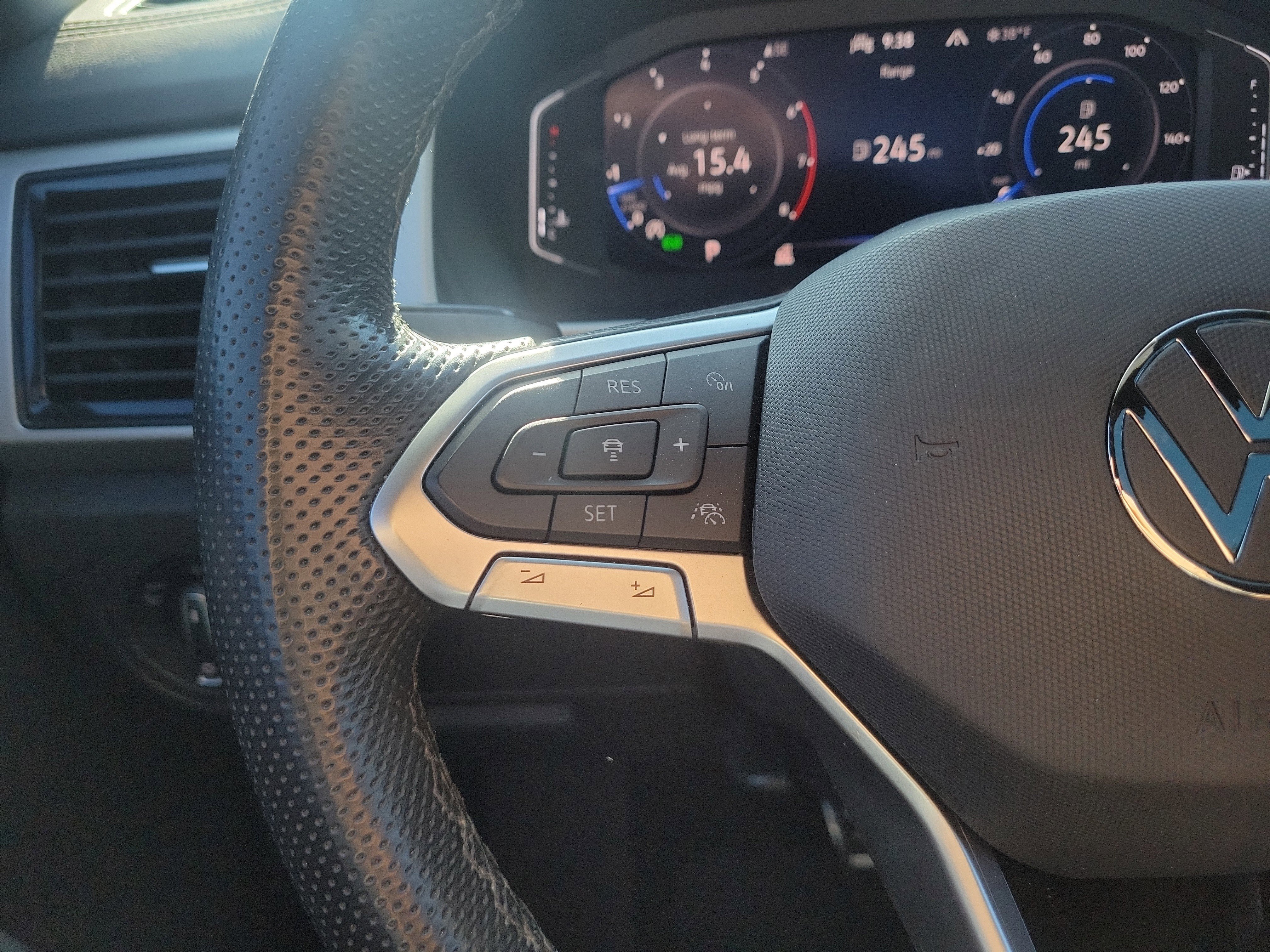 Used 2023 Volkswagen Atlas Cross Sport SEL R-Line image 24