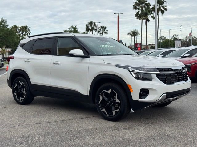 Certified 2025 Kia Seltos S FWD image 4
