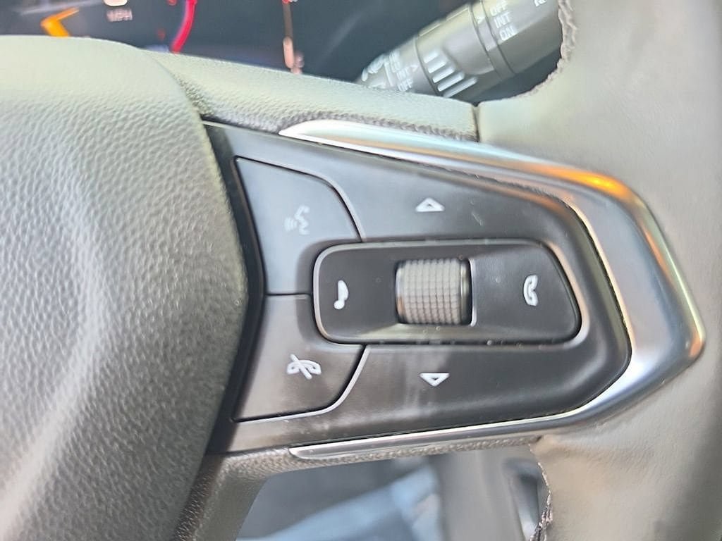 Used 2024 Chevrolet TrailBlazer ACTIV w/ Convenience Package AWD/4WD image 11
