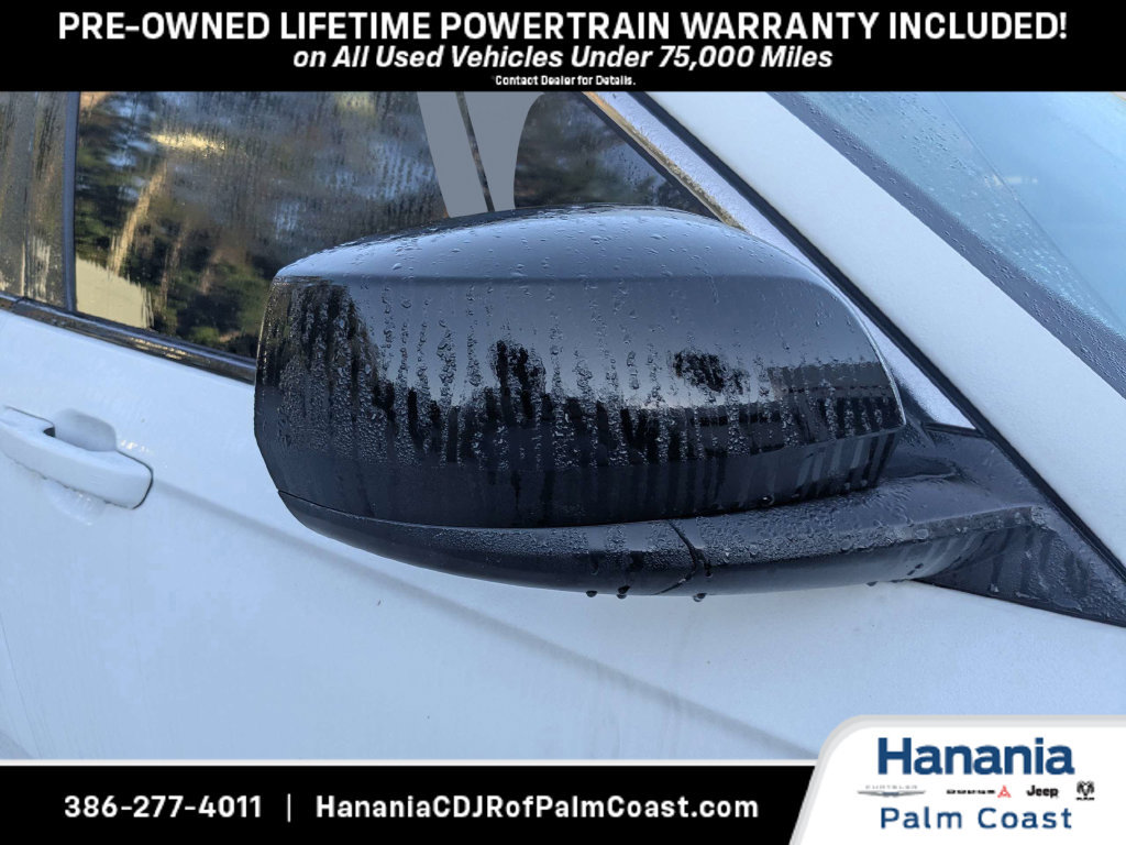 Used 2023 Jeep Grand Cherokee Laredo RWD image 11