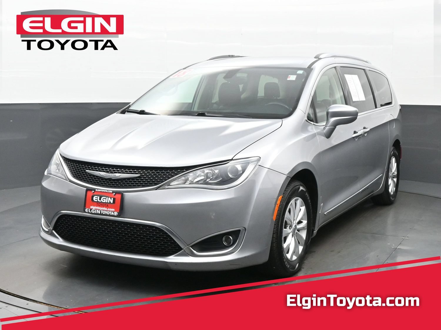 Used 2018 Chrysler Pacifica Touring-L Plus FWD image 1