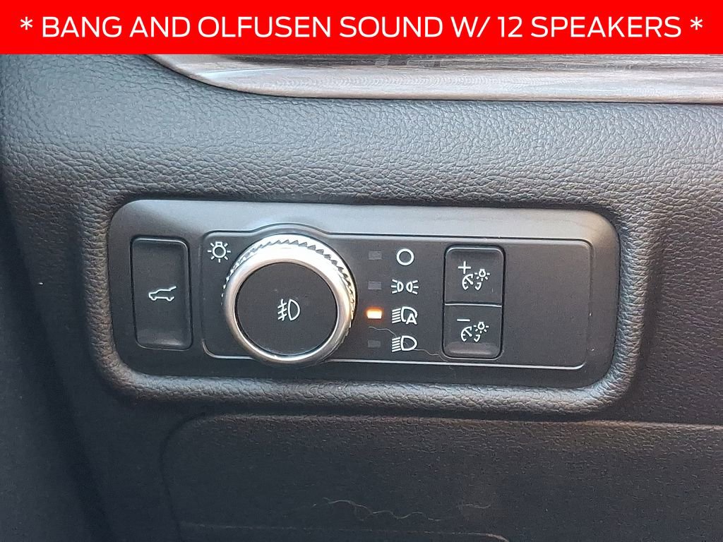 Certified 2022 Ford Explorer Limited w/ Equipment Group 301A image 26