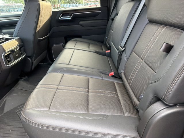 Used 2026 Chevrolet Silverado 3500 High Country w/ High Country Premium Package AWD/4WD image 16