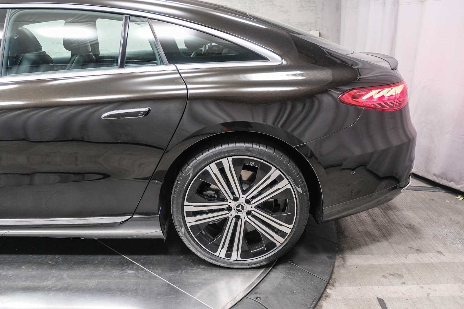 Certified 2022 Mercedes-Benz EQS 450+ Sedan image 8