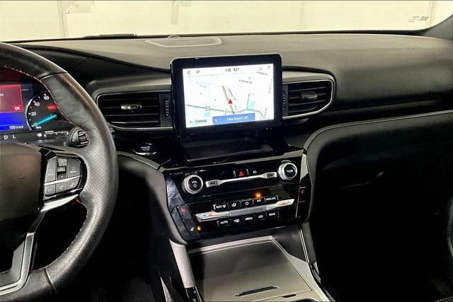 Used 2023 Ford Explorer ST-Line image 6