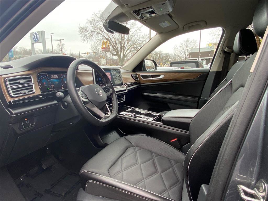 Certified 2024 Volkswagen Atlas SE image 11