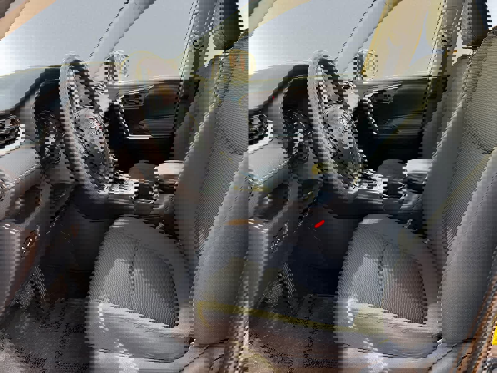 Used 2023 Toyota RAV4 LE image 11