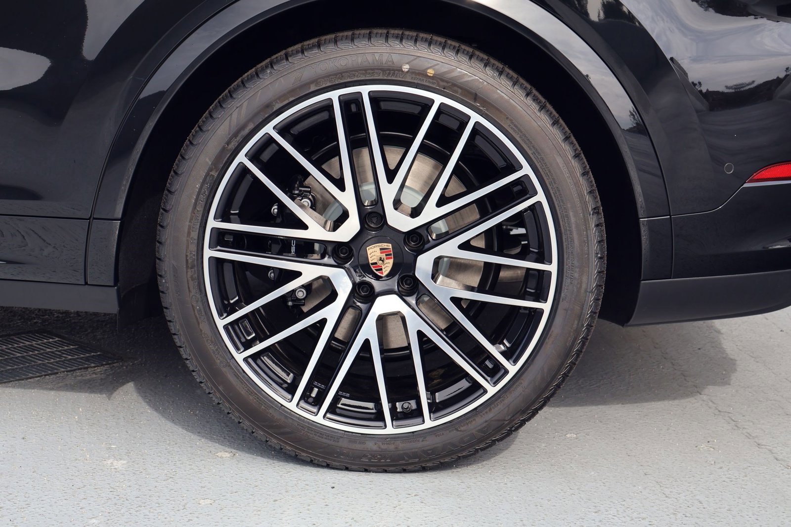 New 2026 Porsche Cayenne S AWD/4WD image 28