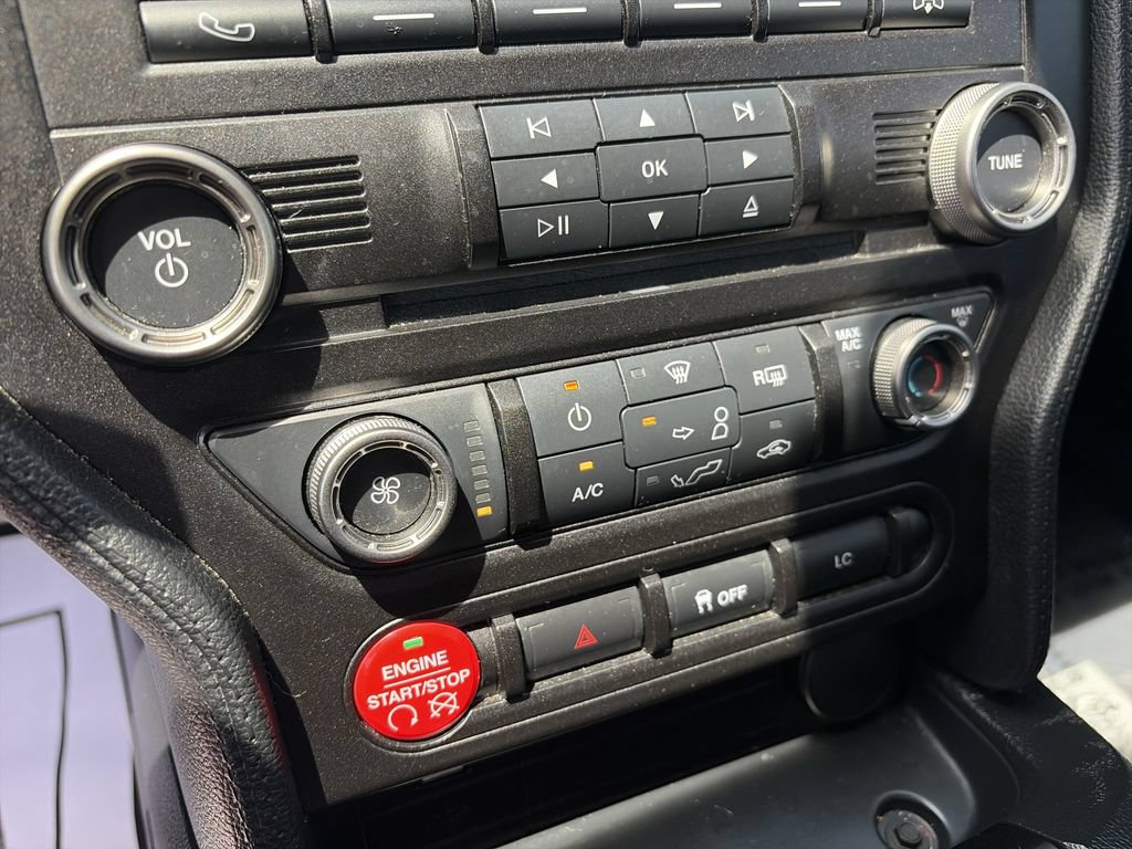Used 2016 Ford Mustang Shelby GT350 w/ Track Package RWD image 24