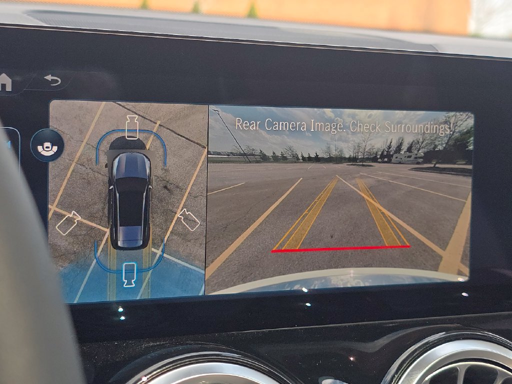New 2026 Mercedes-Benz GLB 250 4MATIC image 30