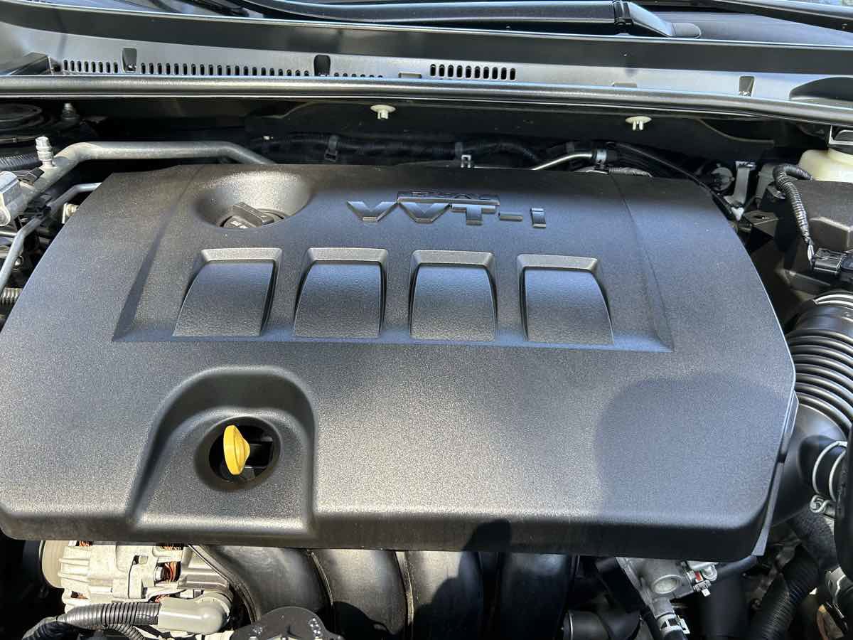 Used 2018 Toyota Corolla LE FWD image 31