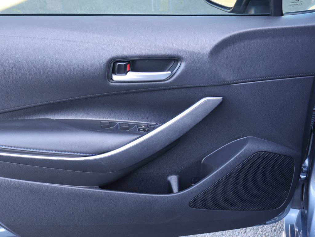 Used 2020 Toyota Corolla SE w/ Carpet Mat Package (TMS) image 19