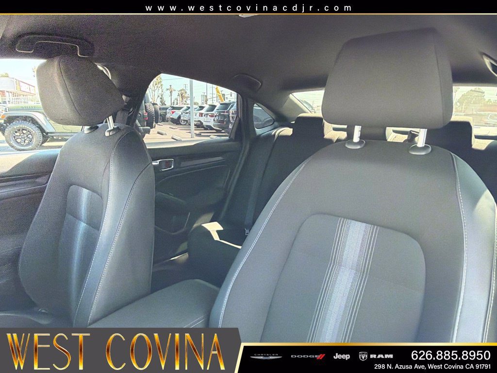 Used 2025 Honda Civic Sport image 22