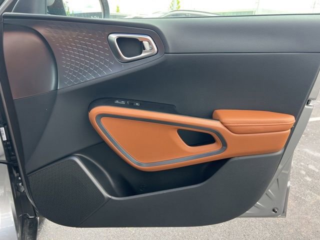 Certified 2024 Kia Soul EX w/ Option Group 015 FWD image 33