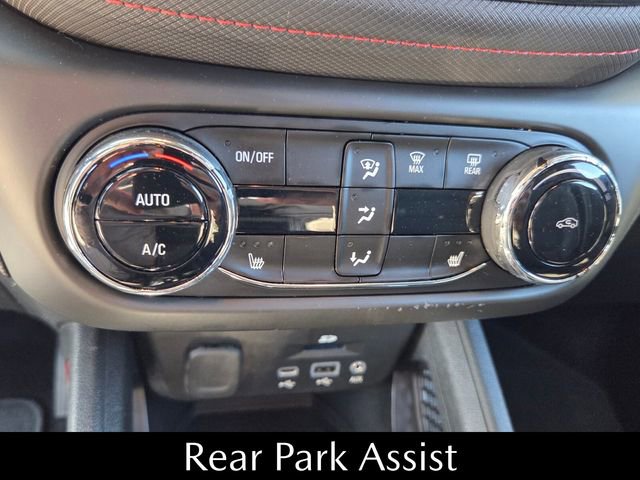 Used 2021 Chevrolet TrailBlazer RS w/ Sun and Liftgate Package image 27