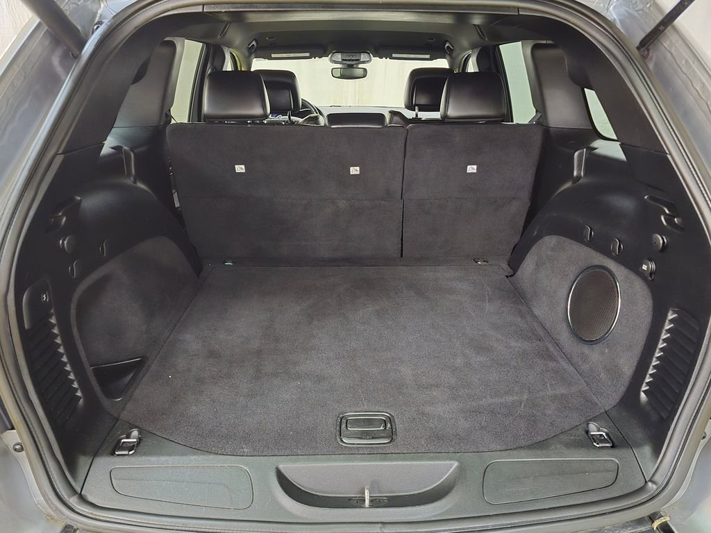 Used 2018 Jeep Grand Cherokee Altitude image 14